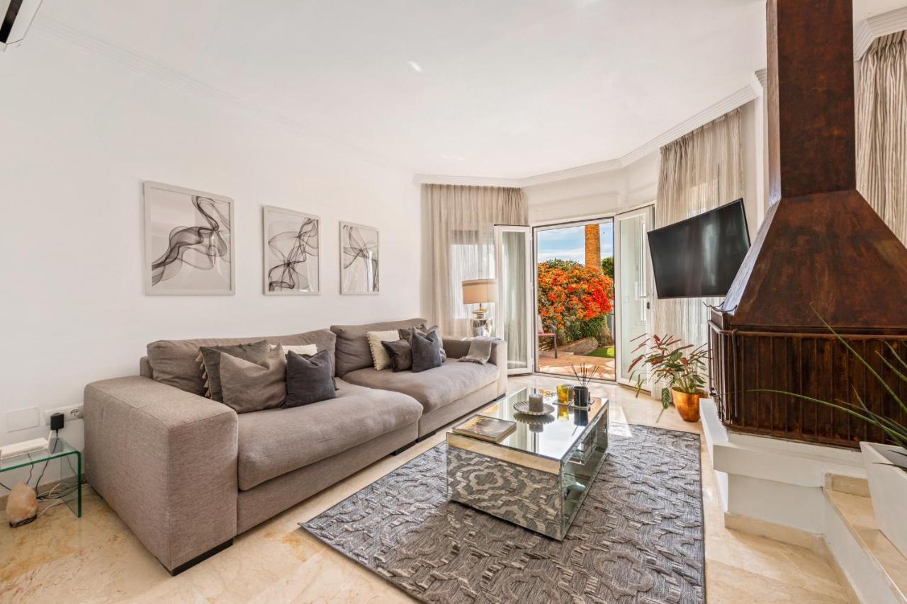 Cozy Townhouse Selwo Villa Естепона Екстериор снимка