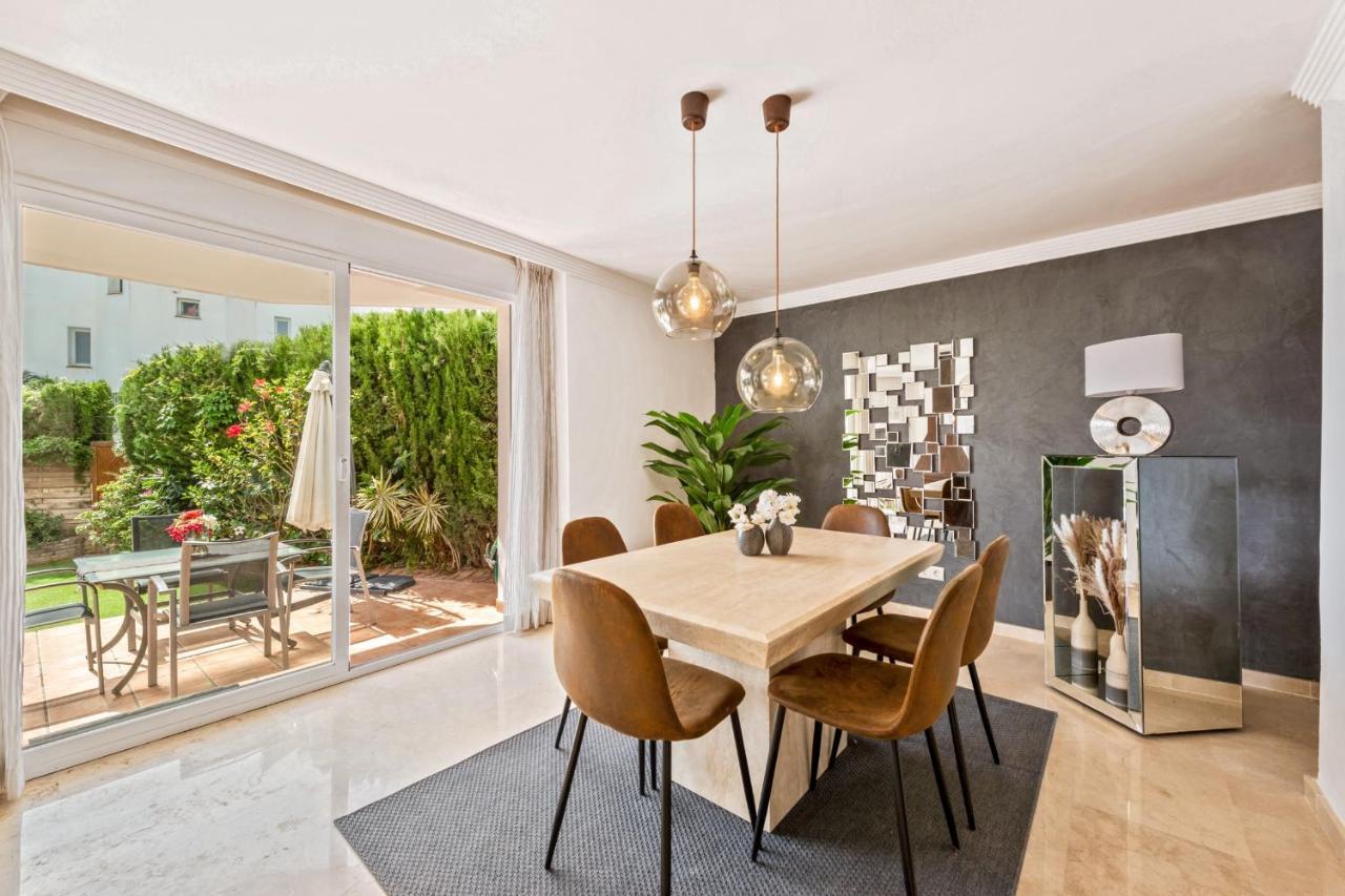 Cozy Townhouse Selwo Villa Естепона Екстериор снимка